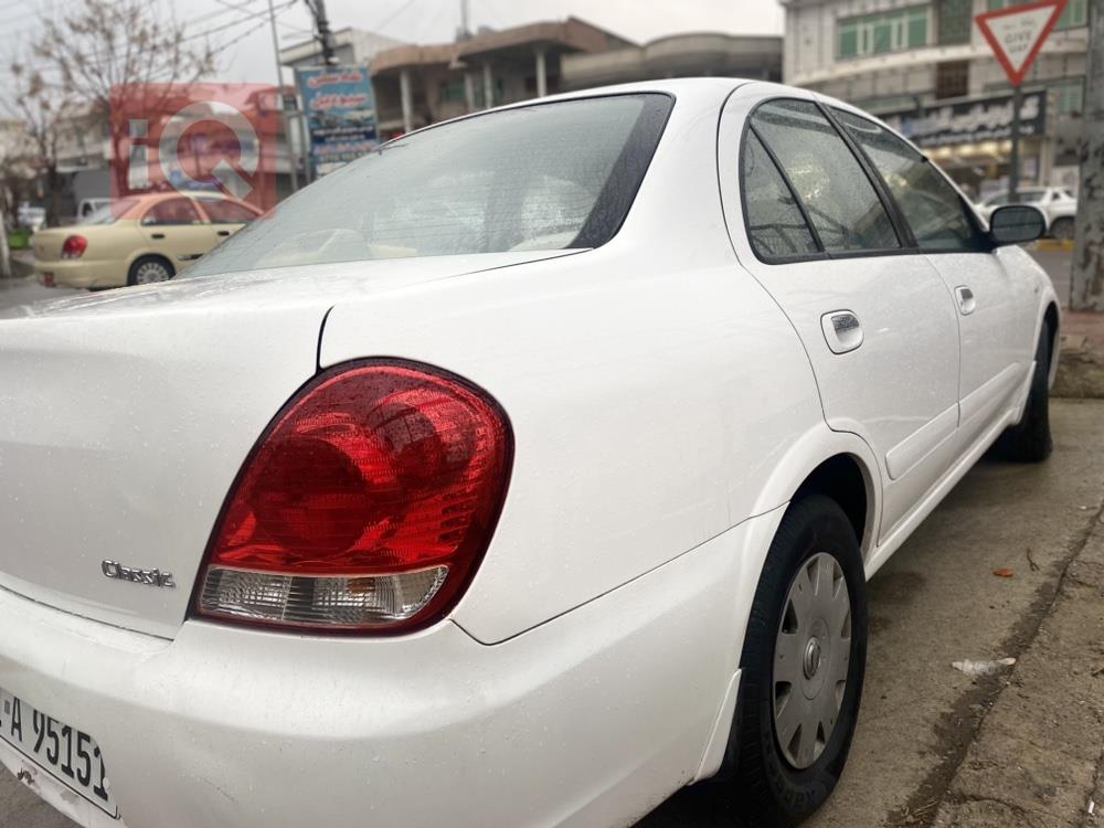 Nissan Sunny